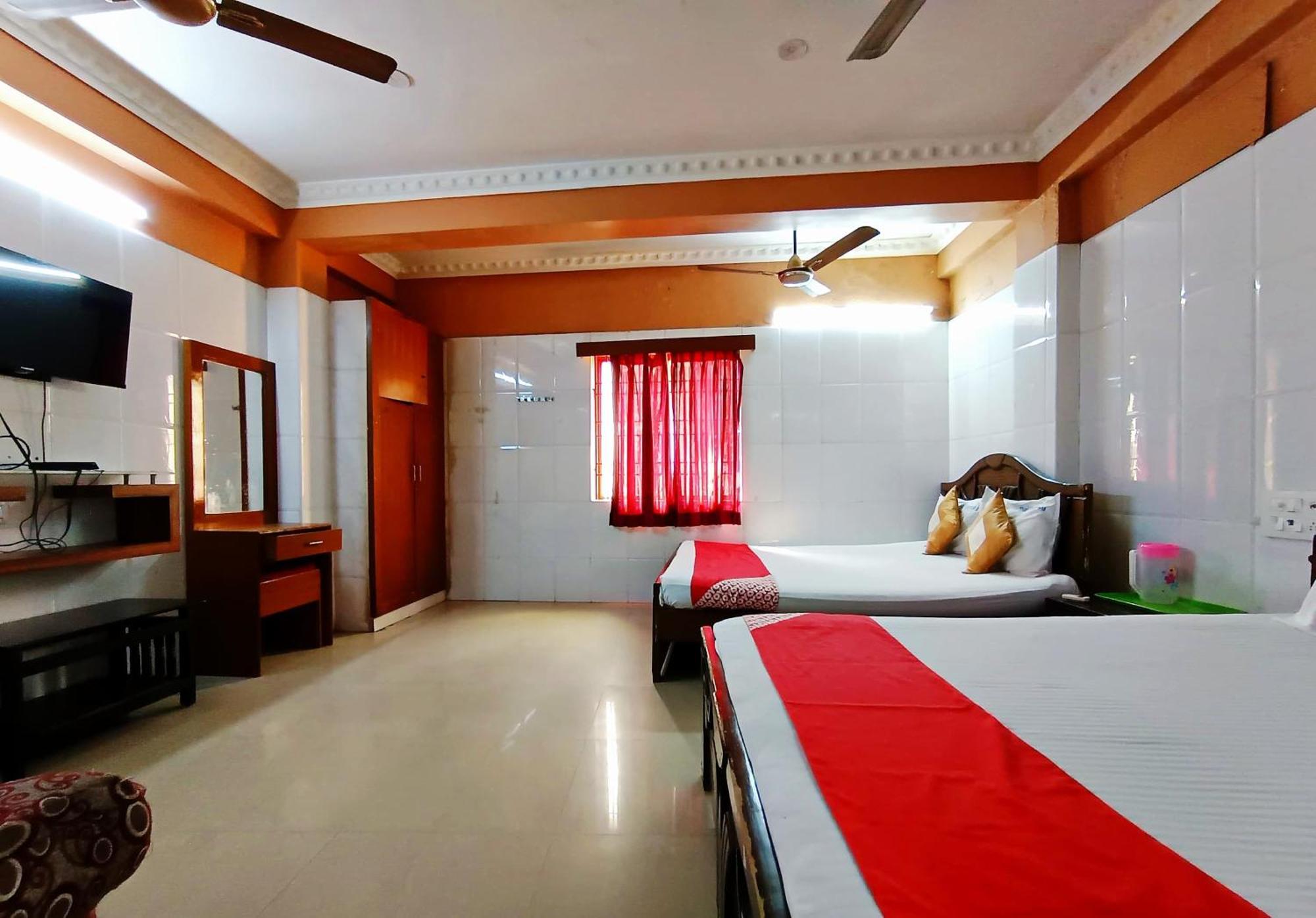 Nb Inn Palace Chennai Exterior photo